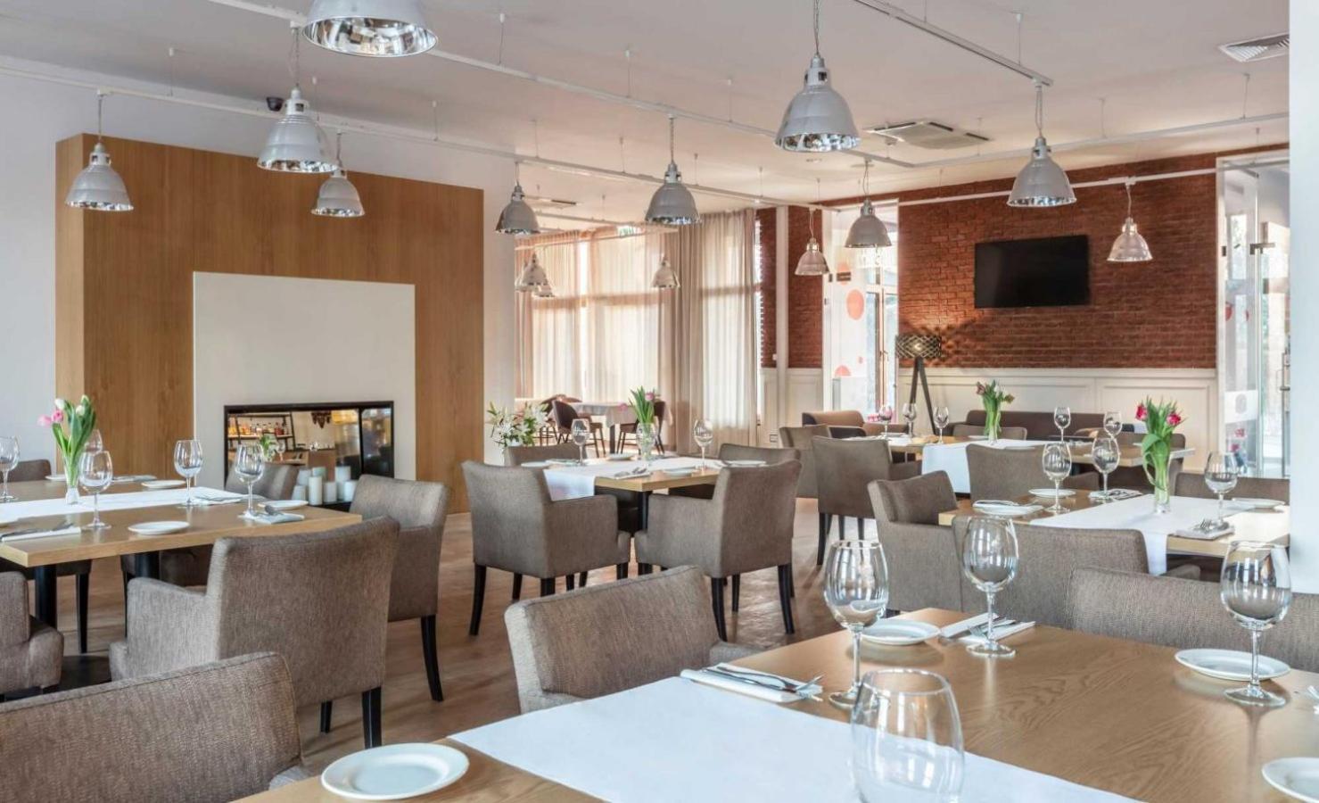 Mercure Wiazowna Brant Экстерьер фото