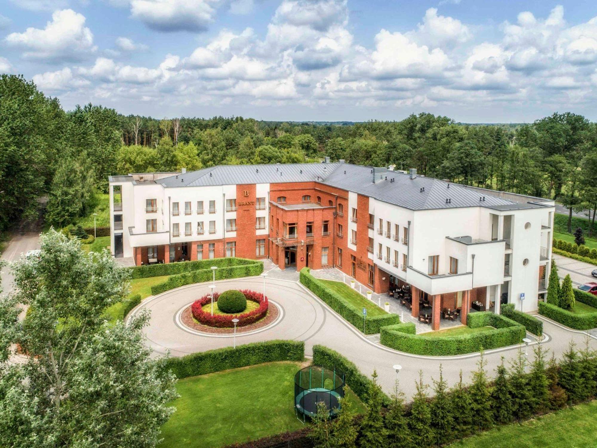 Mercure Wiazowna Brant Экстерьер фото